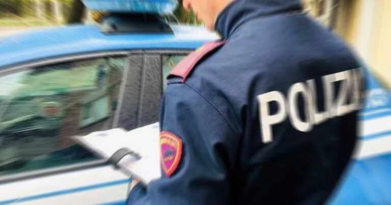 Polizia, comunicato: LA POLIZIA DI STATO DI L’AQUILA : HA PERCORSO 700 KM PER MOLESTARE UNA DONNA, MA ALL’APPUNTAMENTO SI SONO PRESENTATI GLI UOMINI DELLA VOLANTI, ARRESTATO CINQUANTENNE.