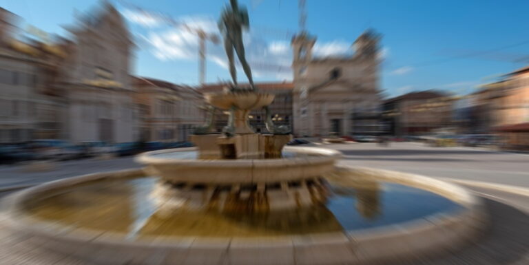 L’Aquila – Comunicato stampa ass. Cucchiarella, illuminazione monumenti giornata mondiale vittime strada