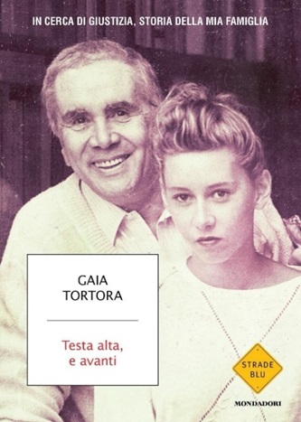 Mosciano Sant’Angelo, la giornalista Gaia Tortora presenta il suo libro “Testa alta, e avanti”