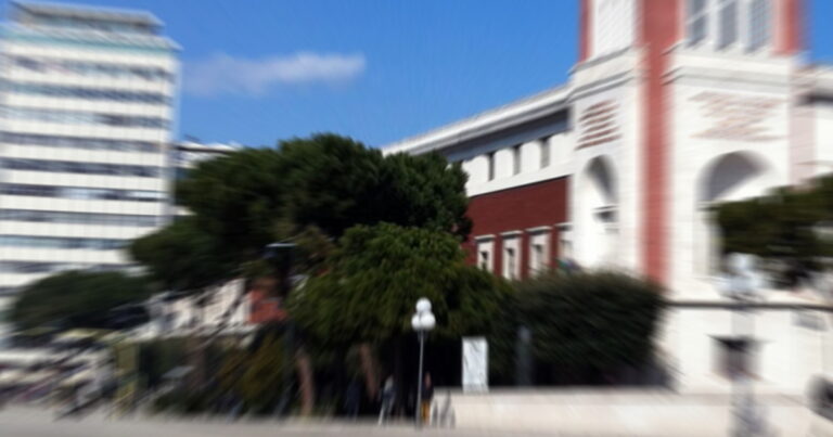 Pescara, Divieto di vendita o somministrazione di bevande in recipienti di vetro e divieto di vendita per asporto di bevande contenute in bottiglie e bicchieri di vetro e lattine