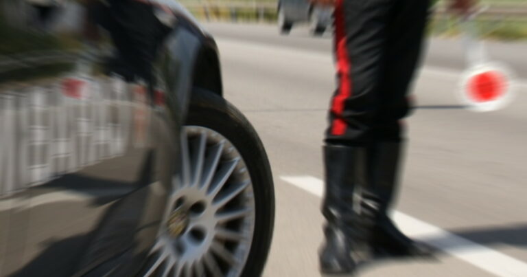 Carabinieri, comunicato: LPN-L’Aquila: in giro con banconote false e droga in casa, 2 arresti e una denuncia
