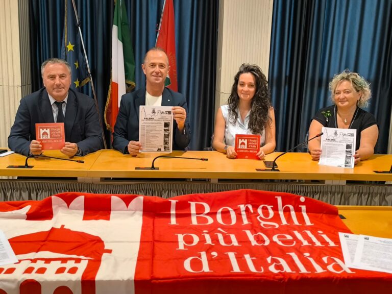 Palena riceve la bandiera de I Borghi più belli d’Italia